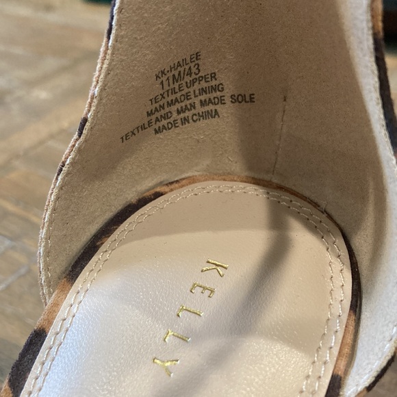 Kelly & Katie Hailee Animal Print Ankle Strap Block Heels - Picture 7 of 7